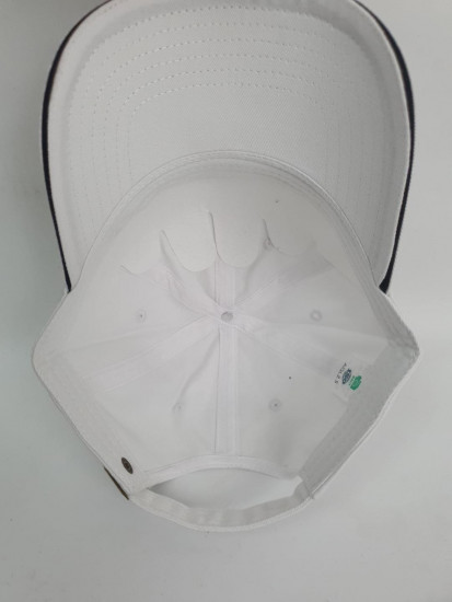 Бейсболка однотонная козырёк линия