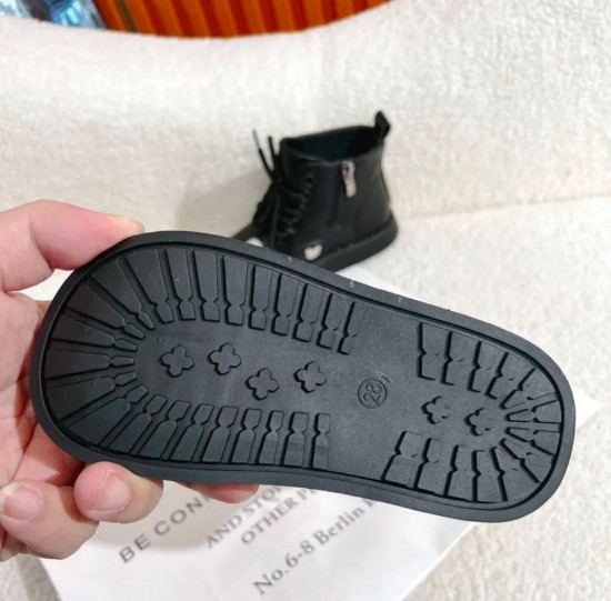 Сапоги для девочки