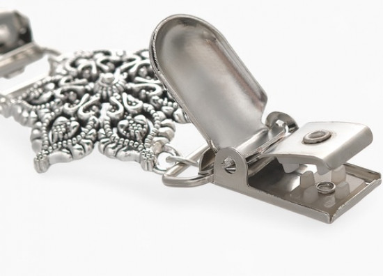 Зажим для кардигана «Цветение»