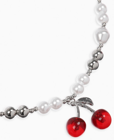 Колье на жемчужных бусах «Вишня»