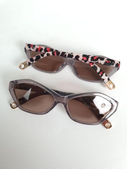 Очки солнцезащитные