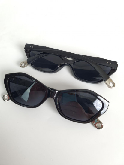 Очки солнцезащитные