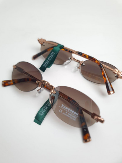 Очки солнцезащитные