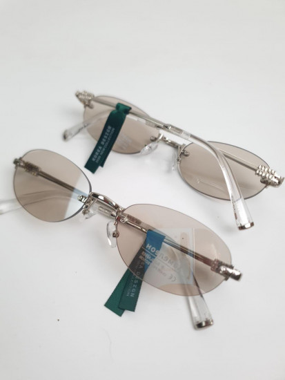 Очки солнцезащитные