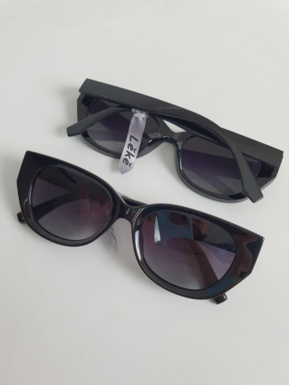 Очки солнцезащитные