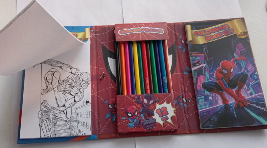 Набор для творчества и раскрашивания Colouring Book Set «Книга-раскраска Спайдермен»