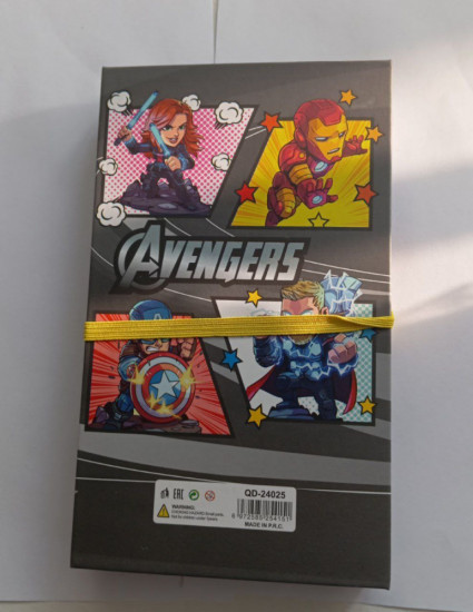 Набор для творчества и раскрашивания Colouring Book Set «Книга-раскраска Мстители»