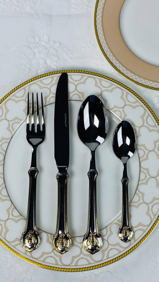 Набор столовых приборов