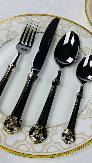 Набор столовых приборов