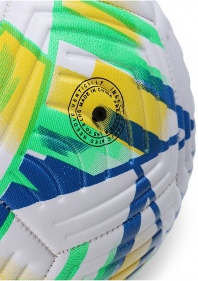 Футбольный мяч