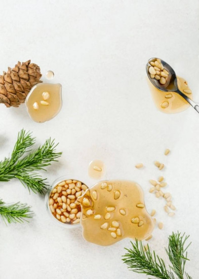 Сосновый сироп с ядром кедрового ореха