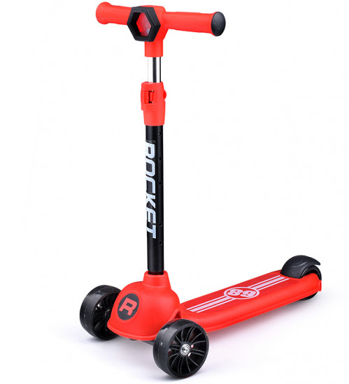 Самокат трёхколёсный