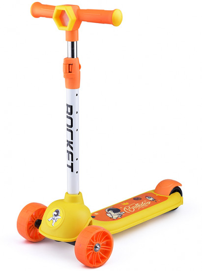 Самокат трёхколёсный