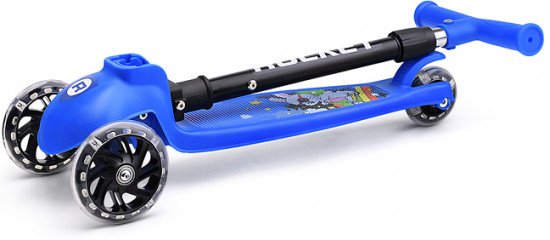 Самокат трёхколёсный