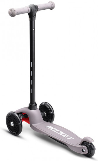 Самокат трёхколёсный