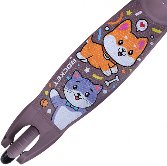 Самокат трёхколёсный