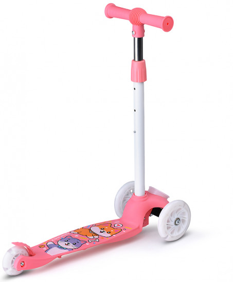 Самокат трёхколёсный