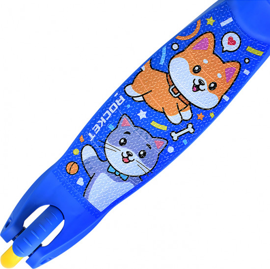 Самокат трёхколёсный