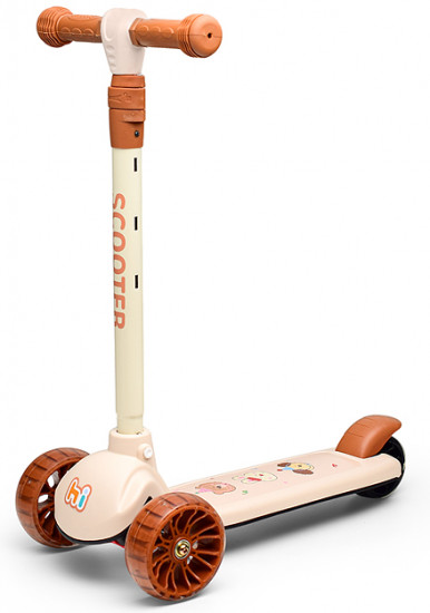 Самокат трёхколёсный