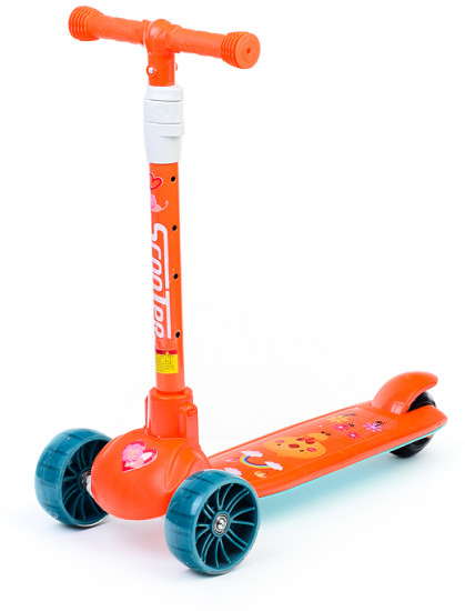 Самокат трёхколёсный