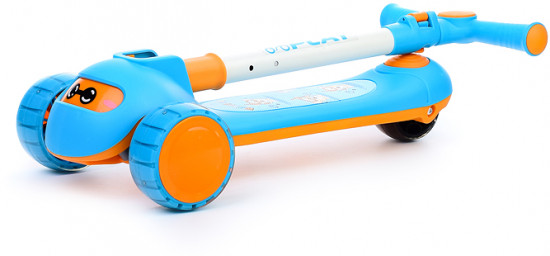 Самокат трёхколёсный