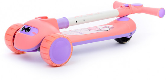 Самокат трёхколёсный