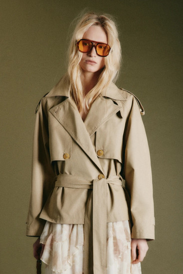 Плащ женский