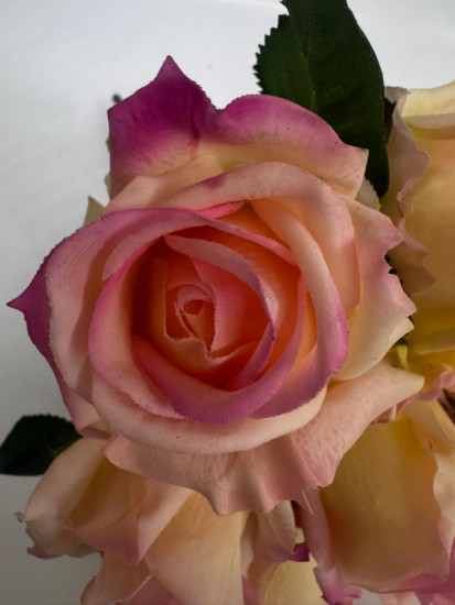 Цветы искусственные «Букет из семи роз»