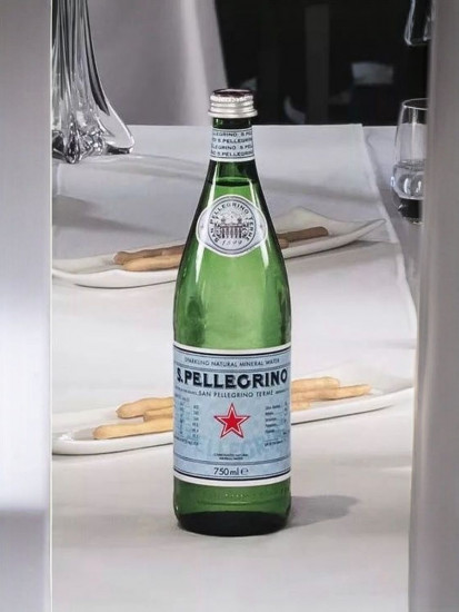 Вода минеральная газированная