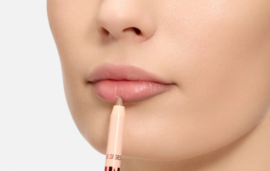 Гелевый стойкий карандаш для губ «Intellect», тон 111 Smokey brown