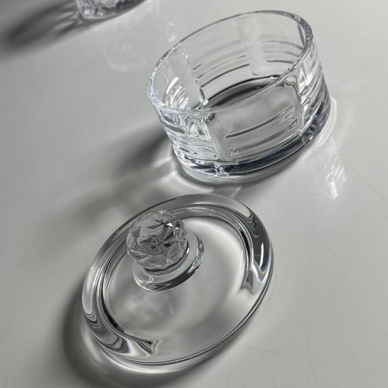 Сахарница с крышкой