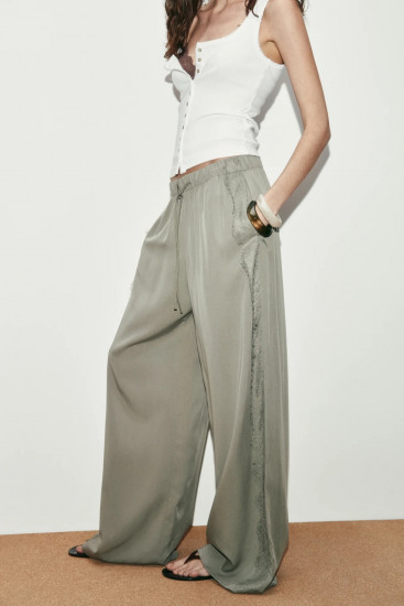 Брюки женские