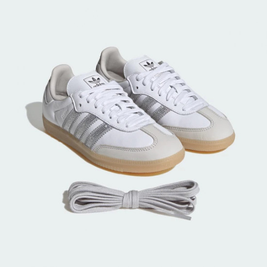 Кроссовки женские