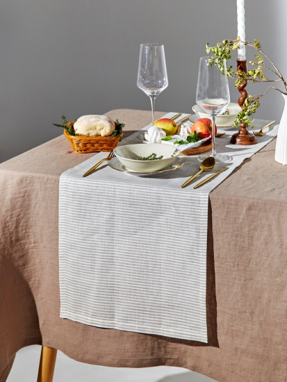 Дорожка на стол «Straightforward» 