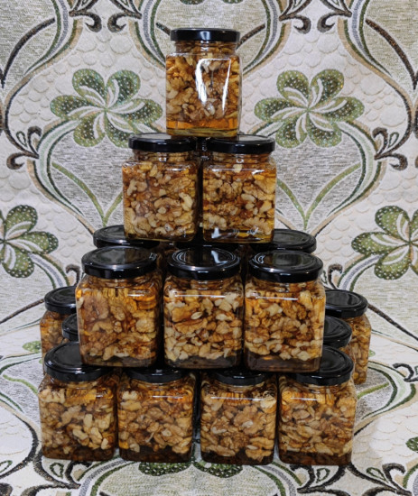 Мёд с грецким орехом