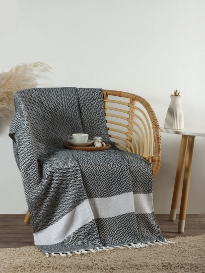 Плед с кисточками «East»