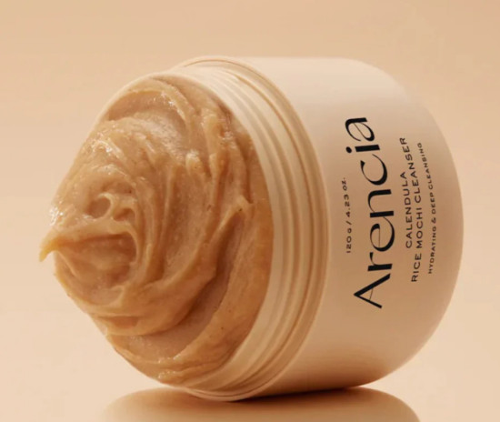 Очищающее средство с календулой для чувствительной кожи Calendula Rice Mochi Cleanser 