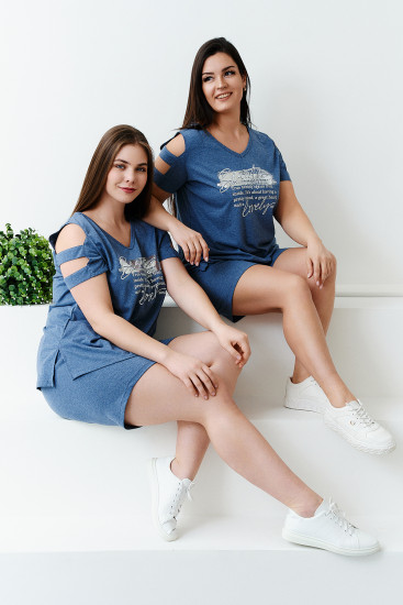 Женский костюм с шортами