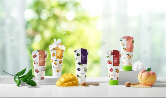 Пенка-моти очищающая с экстрактом ягод асаи