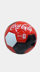 Набор газированный напиток кола 0.5 л и брендированный мяч Fifa Coca-Cola - Фото 2