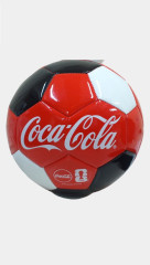 Набор газированный напиток кола 0.5 л и брендированный мяч Fifa Coca-Cola - Фото 4