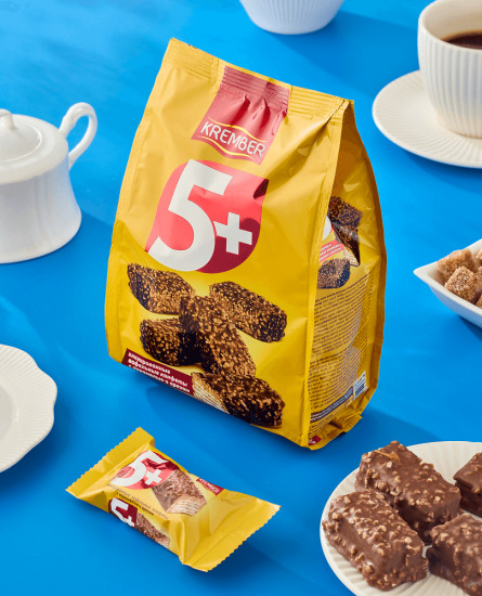 Вафли глазированные с карамелью и орехом «5+»