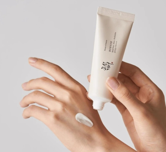 Крем солнцезащитный с пробиотиками SPF50+