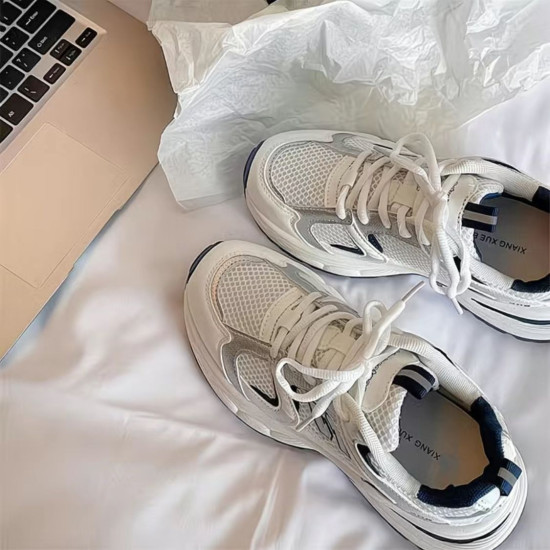 Женские кроссовки New Balance 530