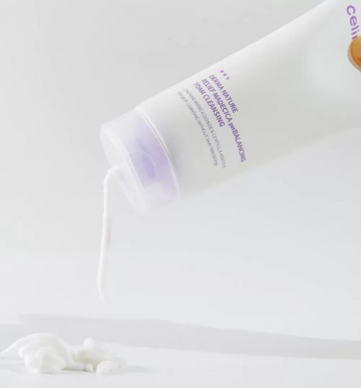 Слабокислотная очищающая пенка для умывания «Derma Nature Relief Madecica pH Balancing Foam Cleansing»