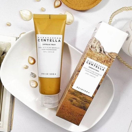 Пенка для умывания с центеллой успокаивающая «Madagascar Centella Ampoule Foam»