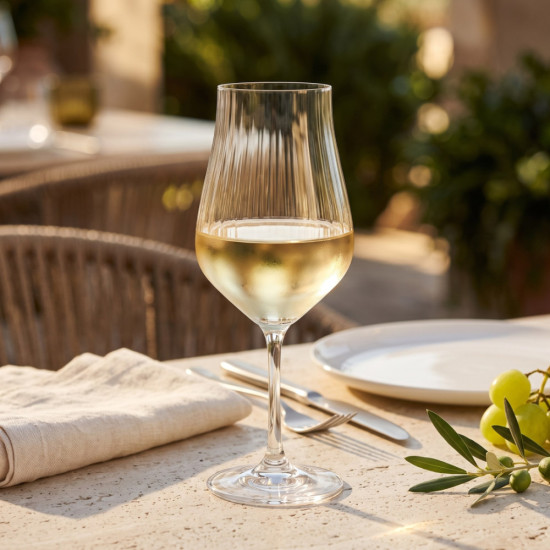 Набор бокалов для вина Tulipa Optic