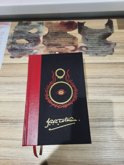 The Lord of the Rings Deluxe Illustrated by the Author: Special Edition