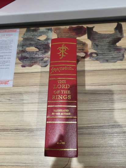 The Lord of the Rings Deluxe Illustrated by the Author: Special Edition