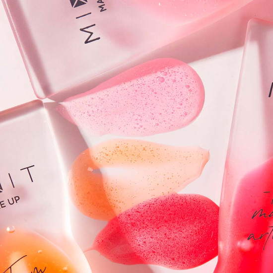 Масло-блеск для губ «Make Up Glazed Oil Gloss», тон 1 Pale Pink